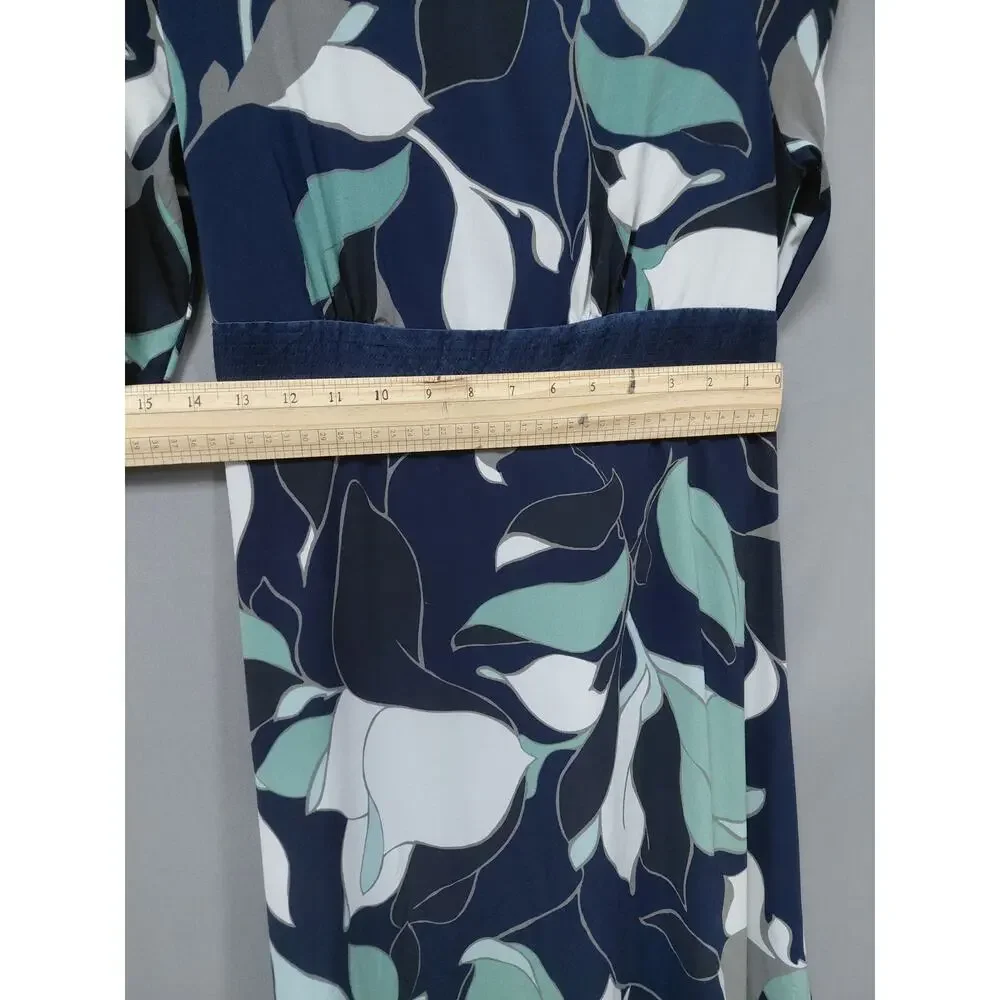 BCBGMaxAzria fit tip